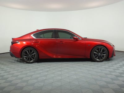 2024 Lexus IS IS 300 F SPORT Design *CLEAN CARFAX*