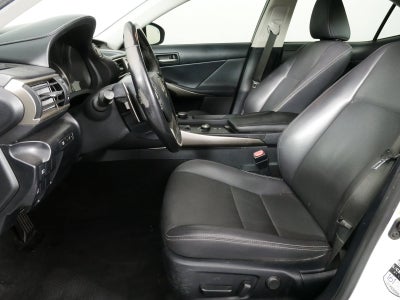 2019 Lexus IS IS 300 *SPORTY & RELIABLE!*