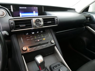 2019 Lexus IS IS 300 *SPORTY & RELIABLE!*