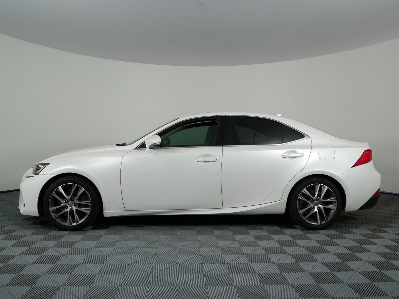 2019 Lexus IS IS 300 *SPORTY & RELIABLE!*