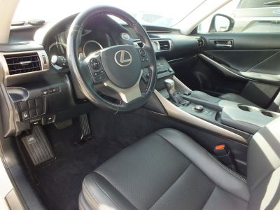2016 Lexus IS 350 RWD *CLEAN CARFAX, 1 OWNER!*