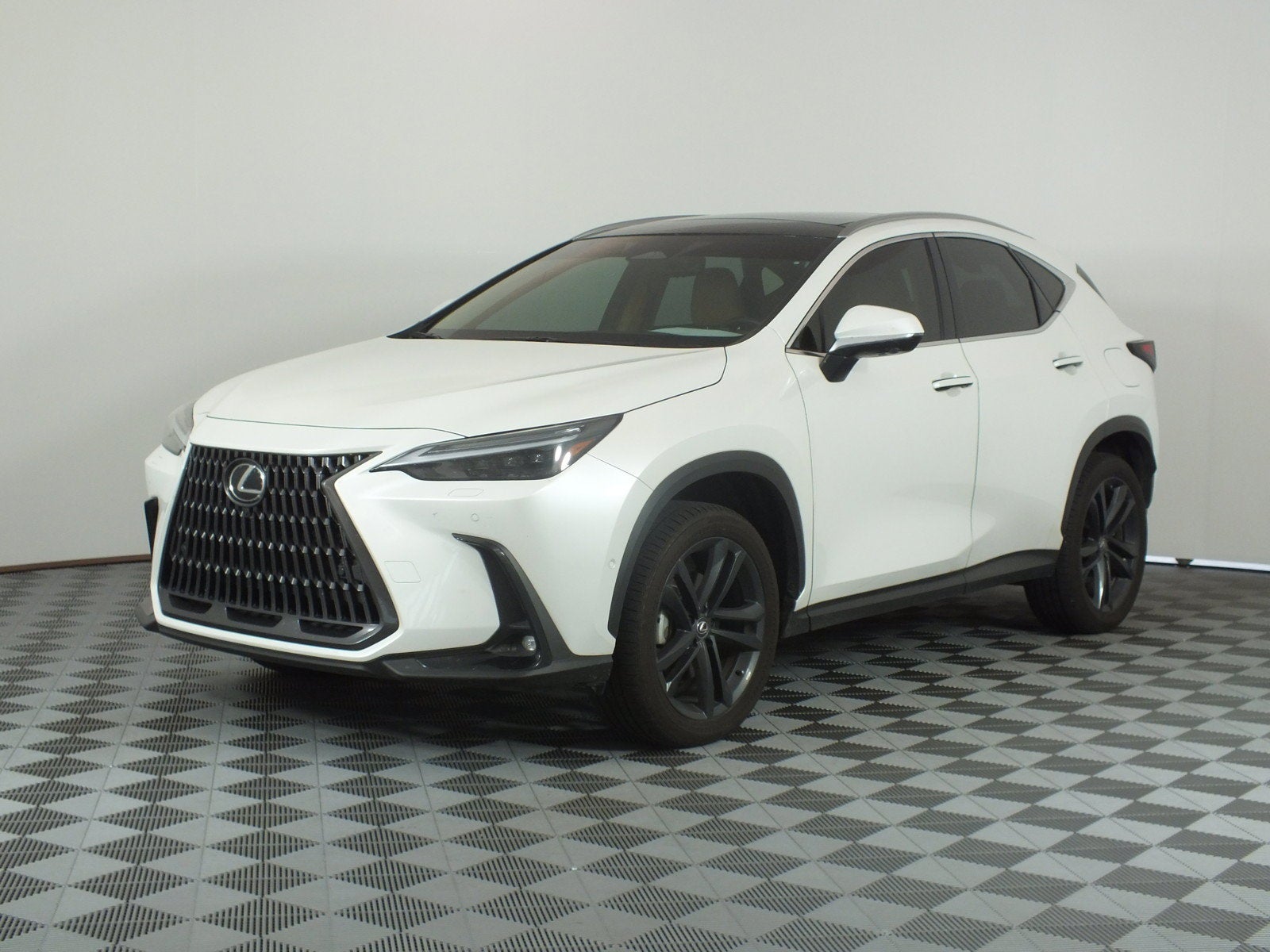 2025 Lexus NX NX 450h+ Luxury AWD Hybrid *1-OWNER*