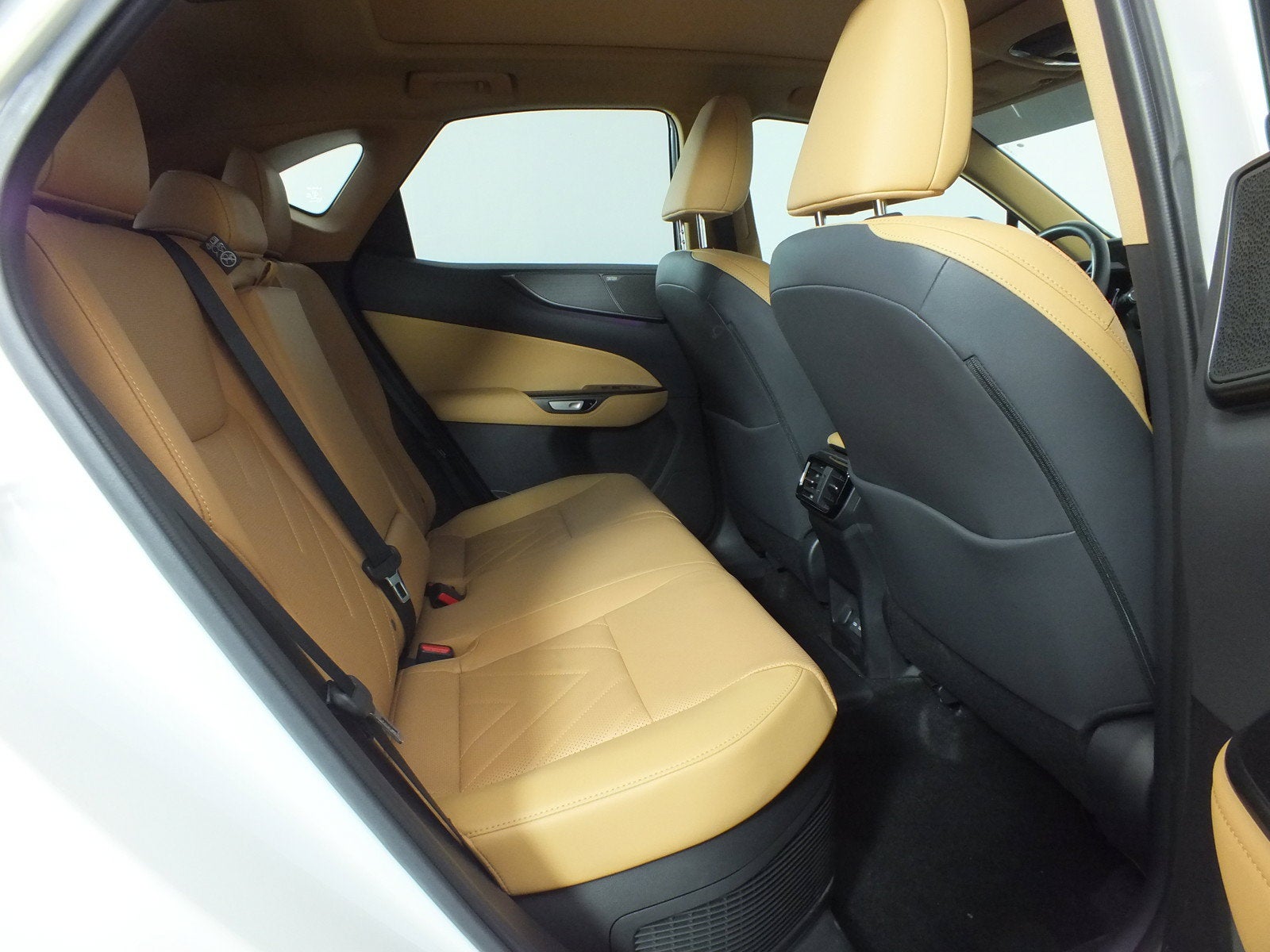 2025 Lexus NX NX 450h+ Luxury AWD Hybrid *1-OWNER*