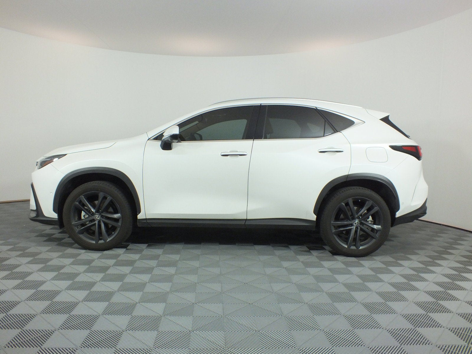 2025 Lexus NX NX 450h+ Luxury AWD Hybrid *1-OWNER*