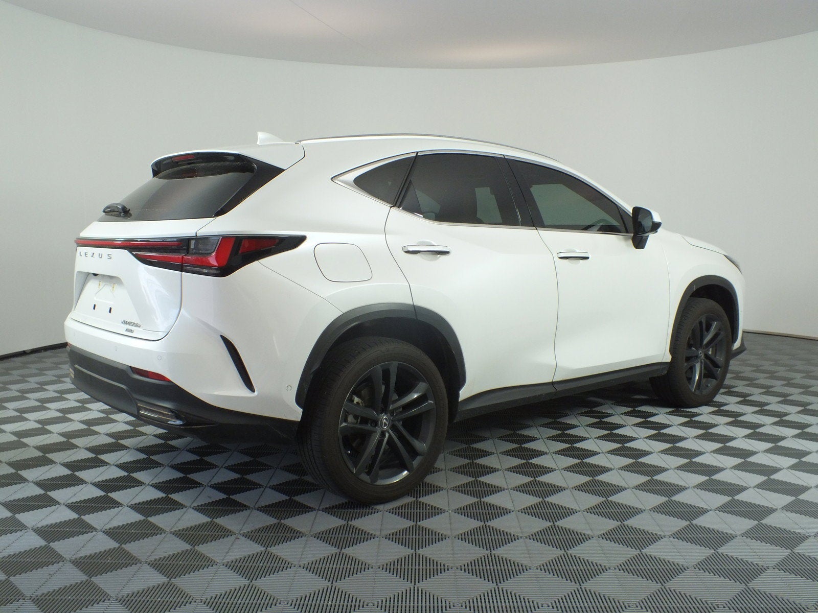 2025 Lexus NX NX 450h+ Luxury AWD Hybrid *1-OWNER*