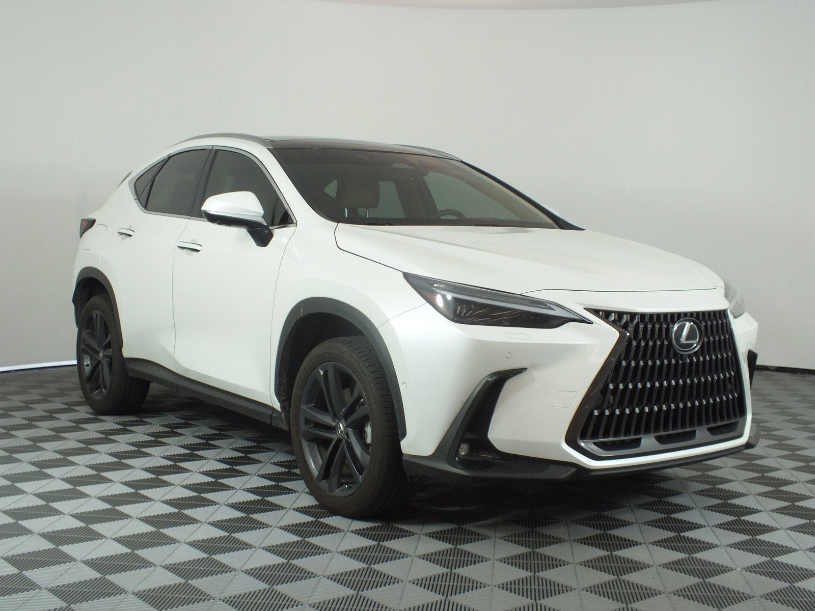 2025 Lexus NX NX 450h+ Luxury AWD Hybrid *1-OWNER*