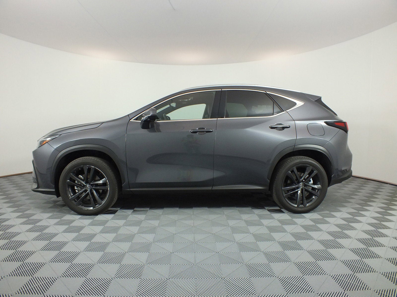 2024 Lexus NX NX 450h+ Luxury AWD Hybrid *1-OWNER*