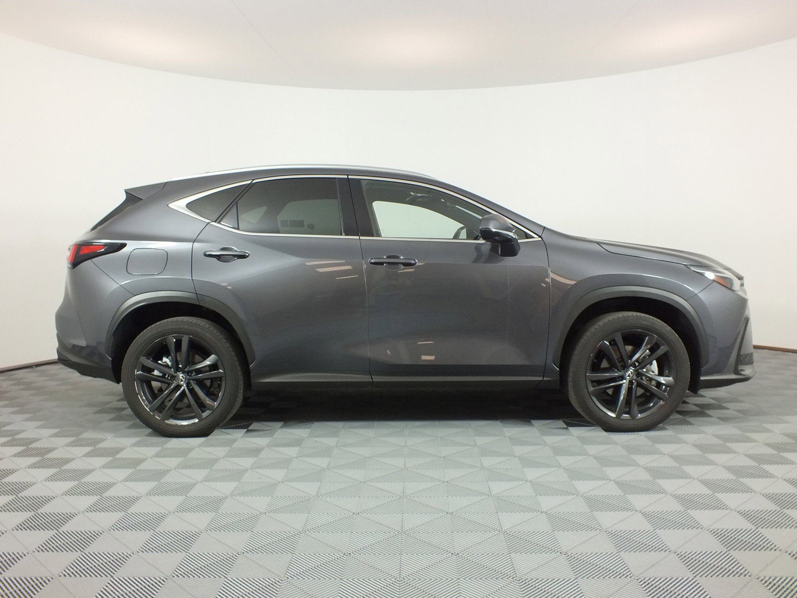2024 Lexus NX NX 450h+ Luxury AWD Hybrid *1-OWNER*