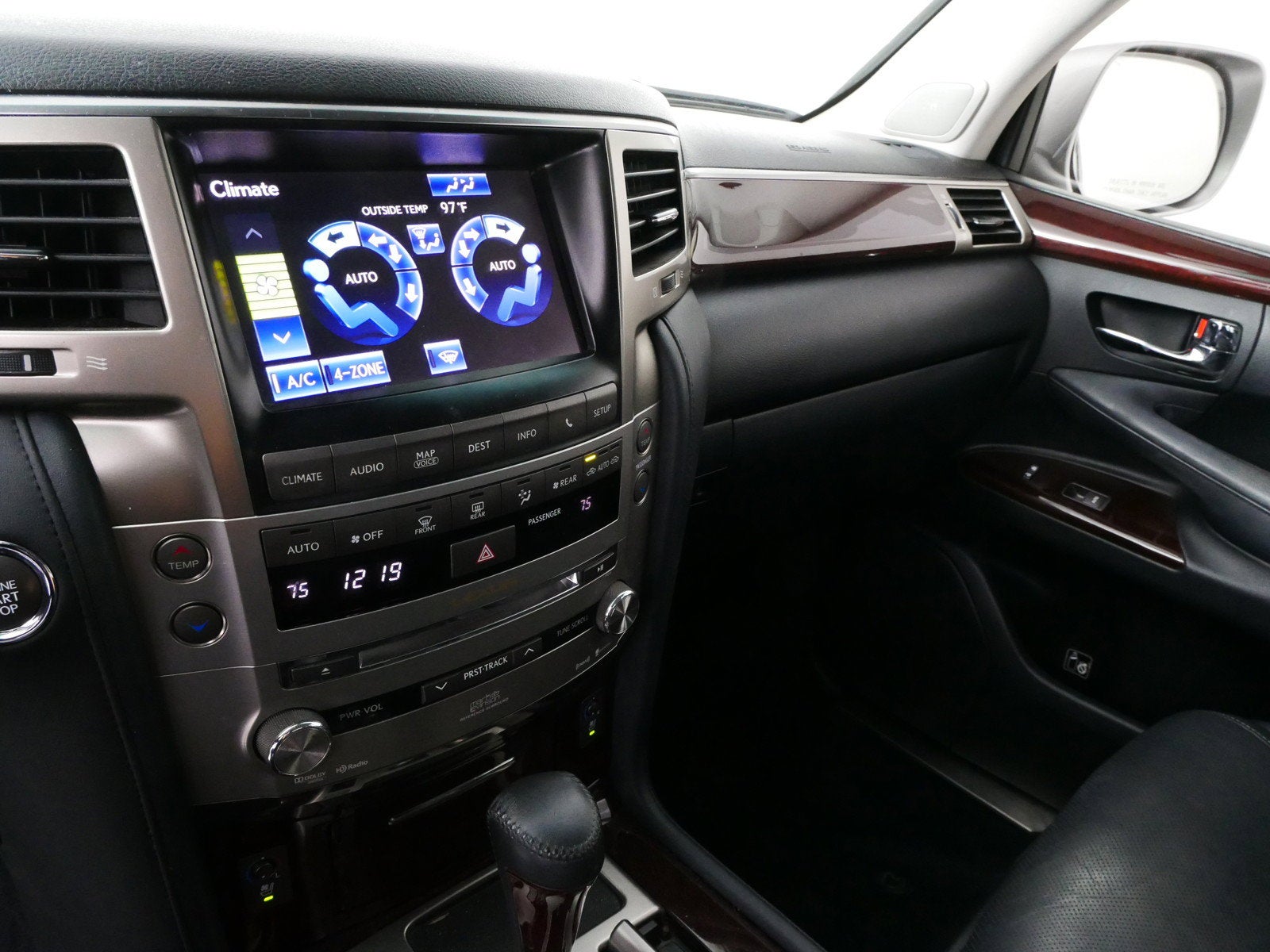 2014 Lexus LX 570 570 4WD *VERY WELL MAINTAINED!*
