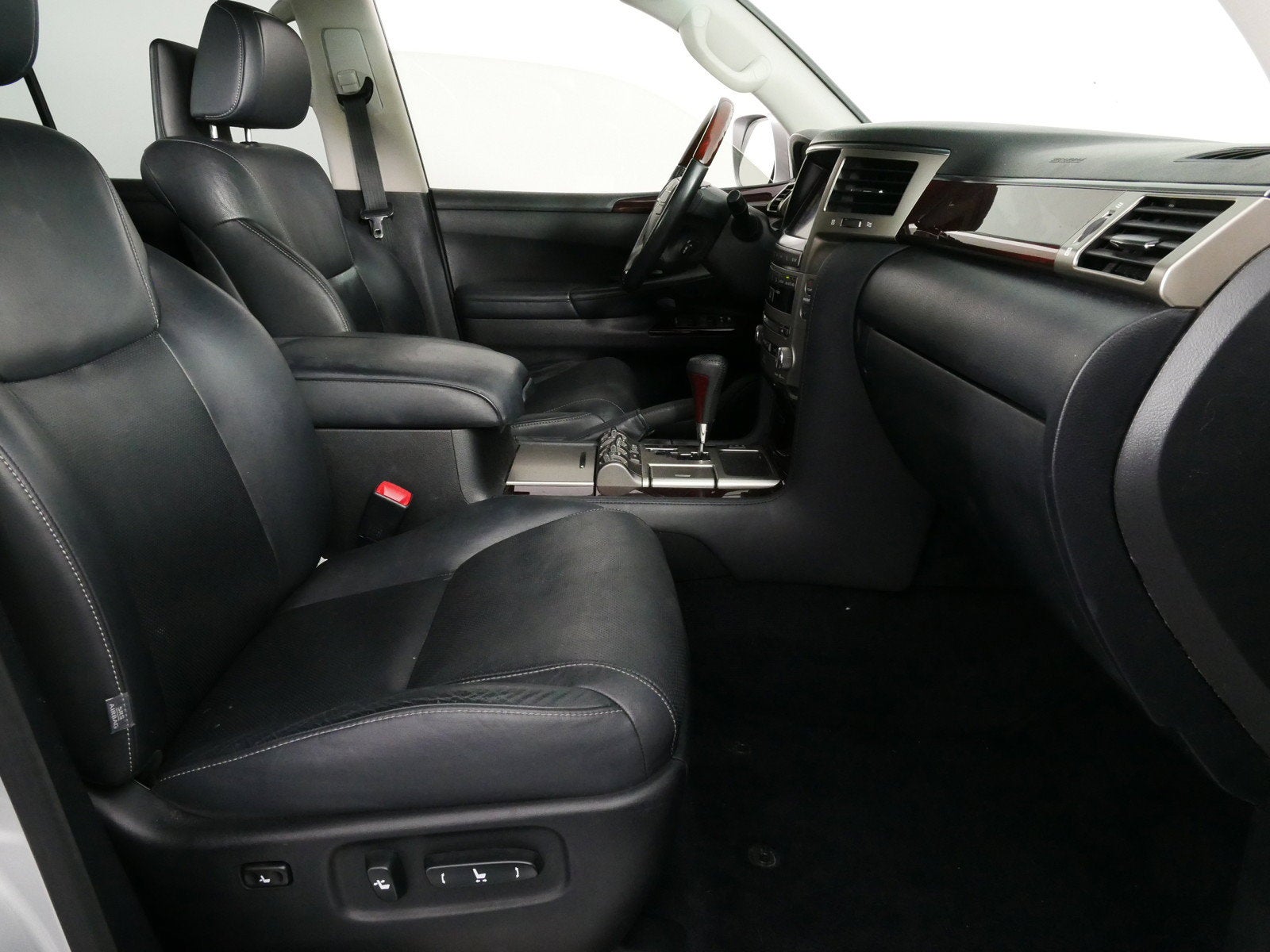 2014 Lexus LX 570 570 4WD *VERY WELL MAINTAINED!*