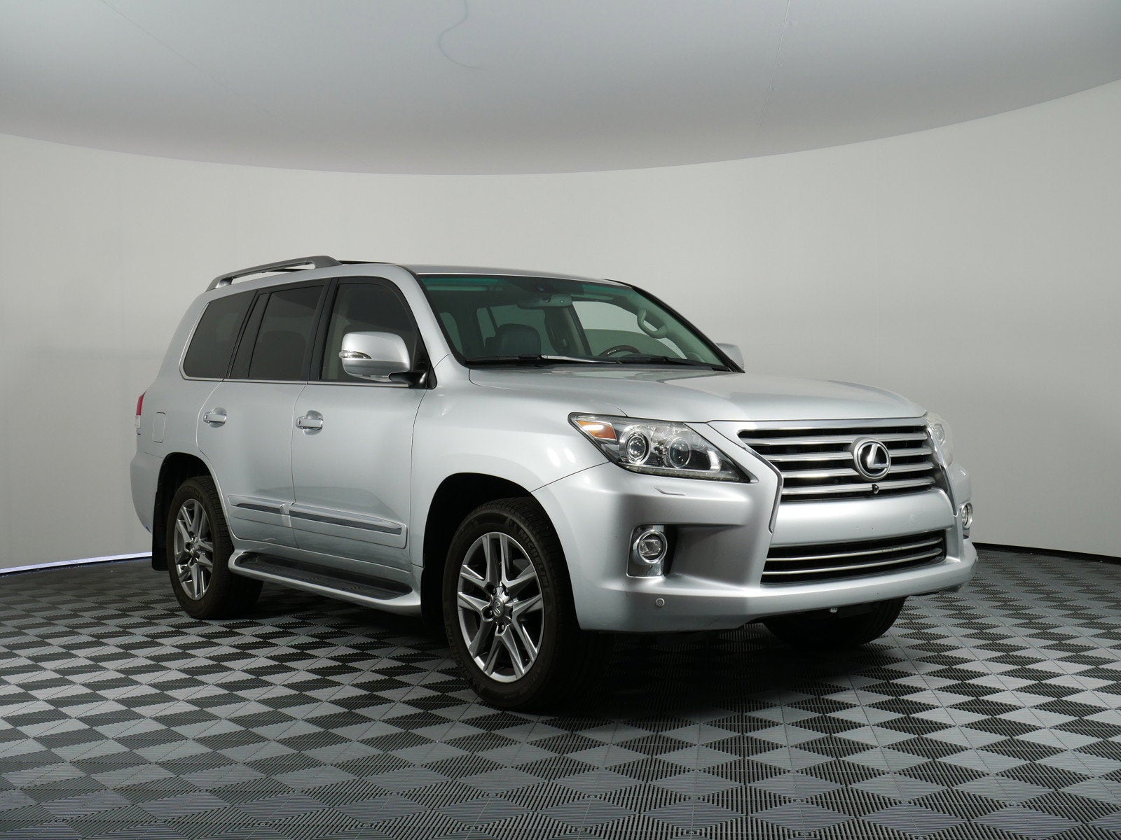 2014 Lexus LX 570 570 4WD *VERY WELL MAINTAINED!*