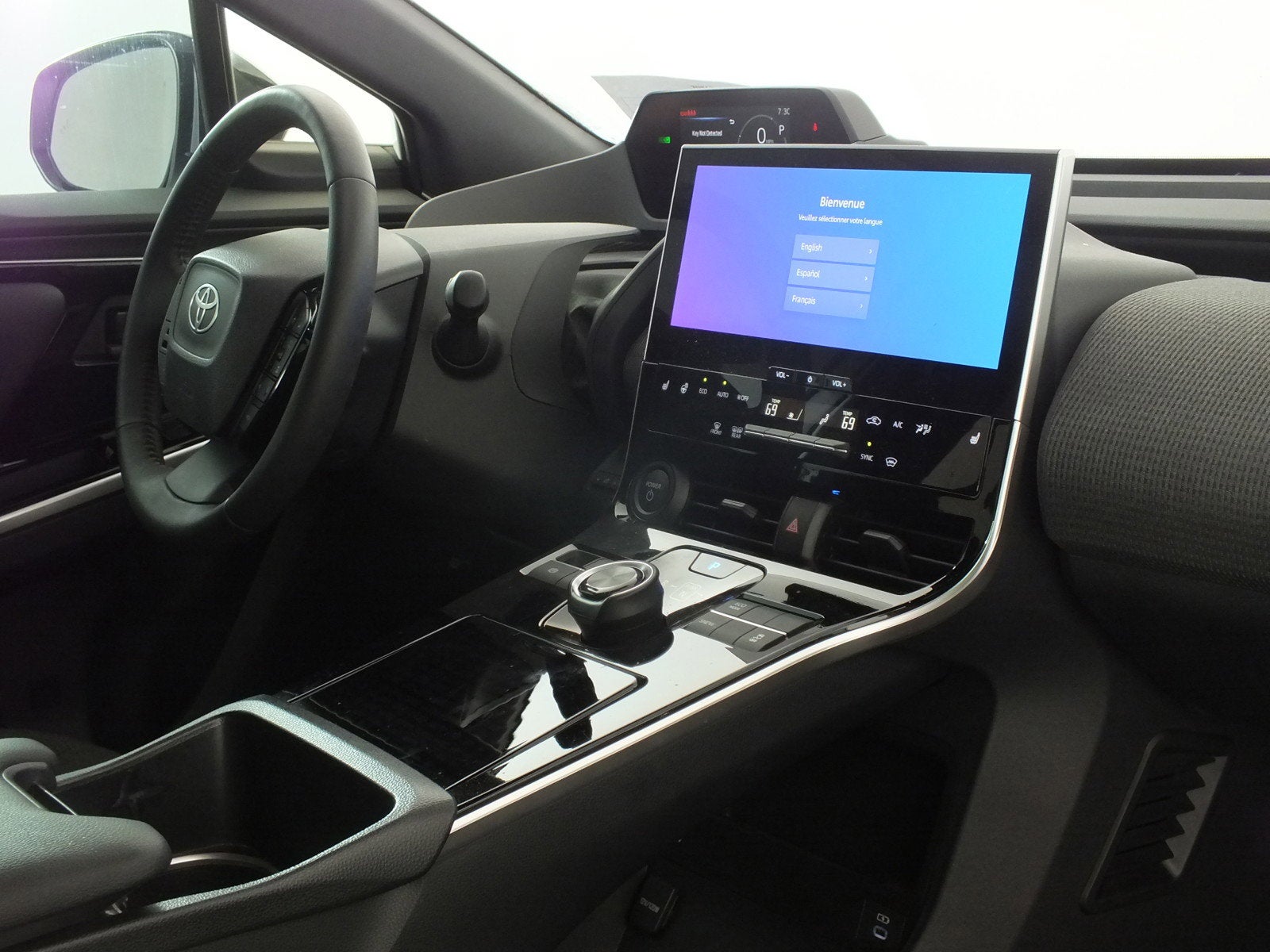 2025 Toyota bZ4X XLE *1-OWNER*