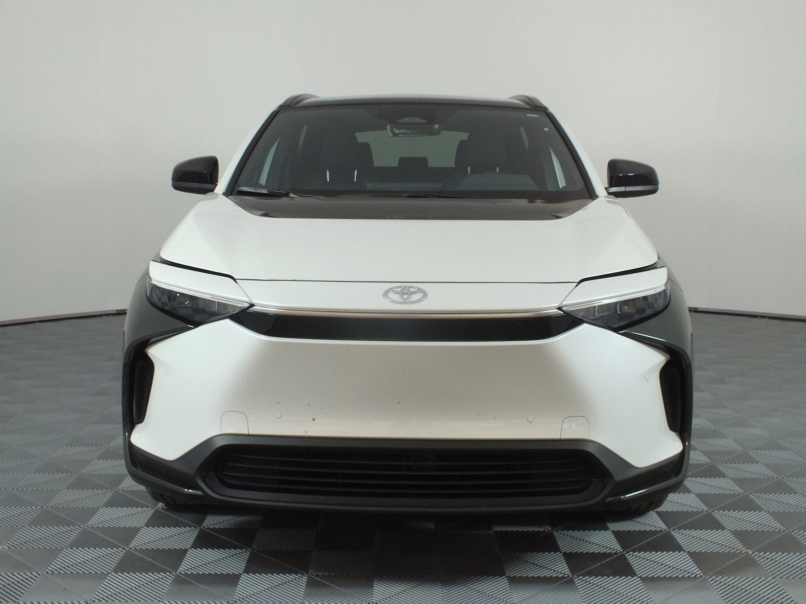 2025 Toyota bZ4X XLE *1-OWNER*