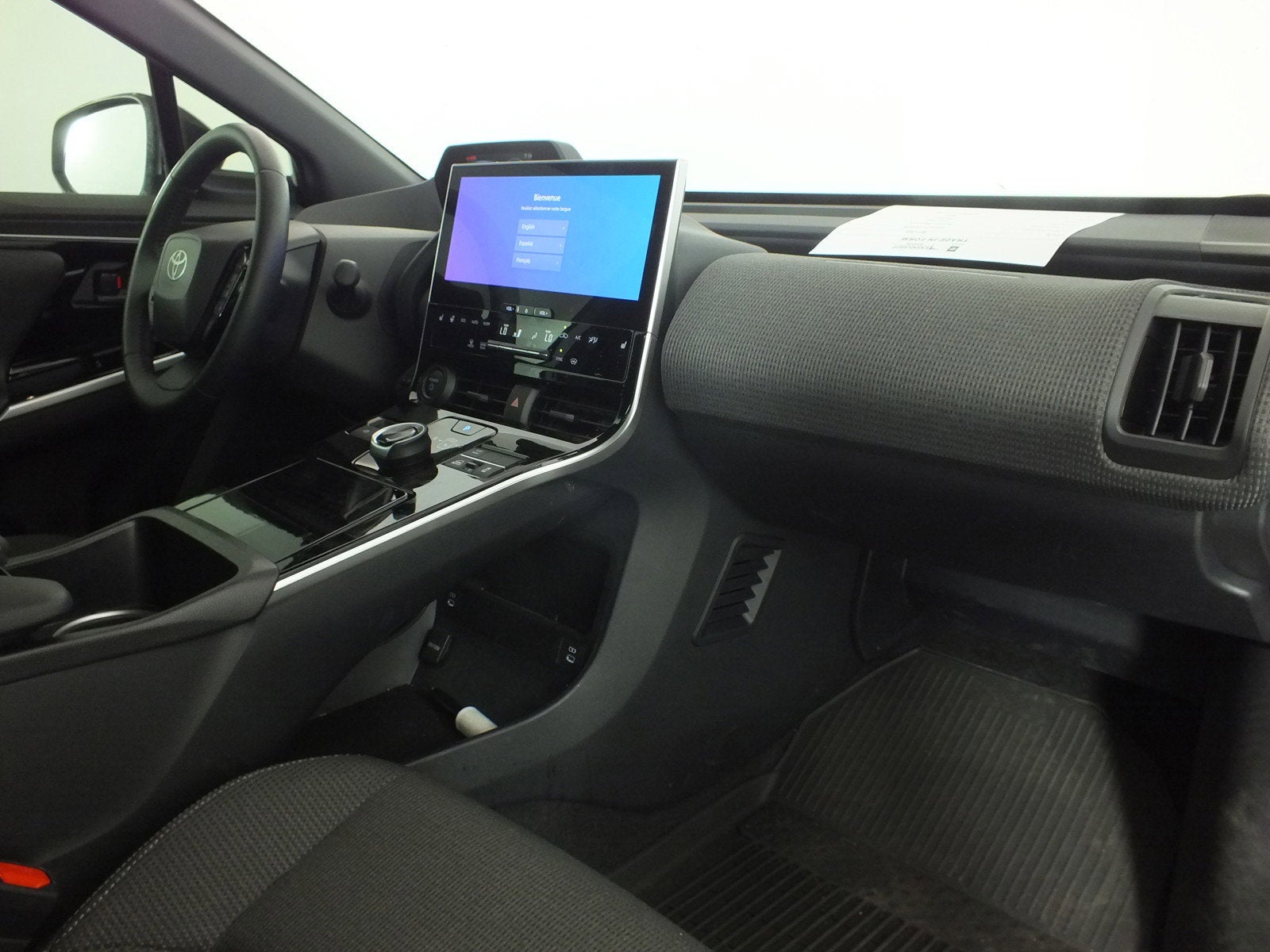 2024 Toyota bZ4X XLE AWD *1-OWNER*