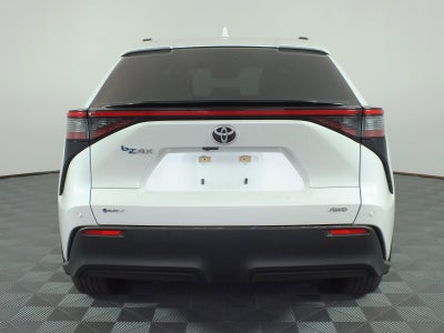 2024 Toyota bZ4X XLE AWD *1-OWNER*