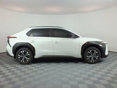 2024 Toyota bZ4X XLE AWD *1-OWNER*