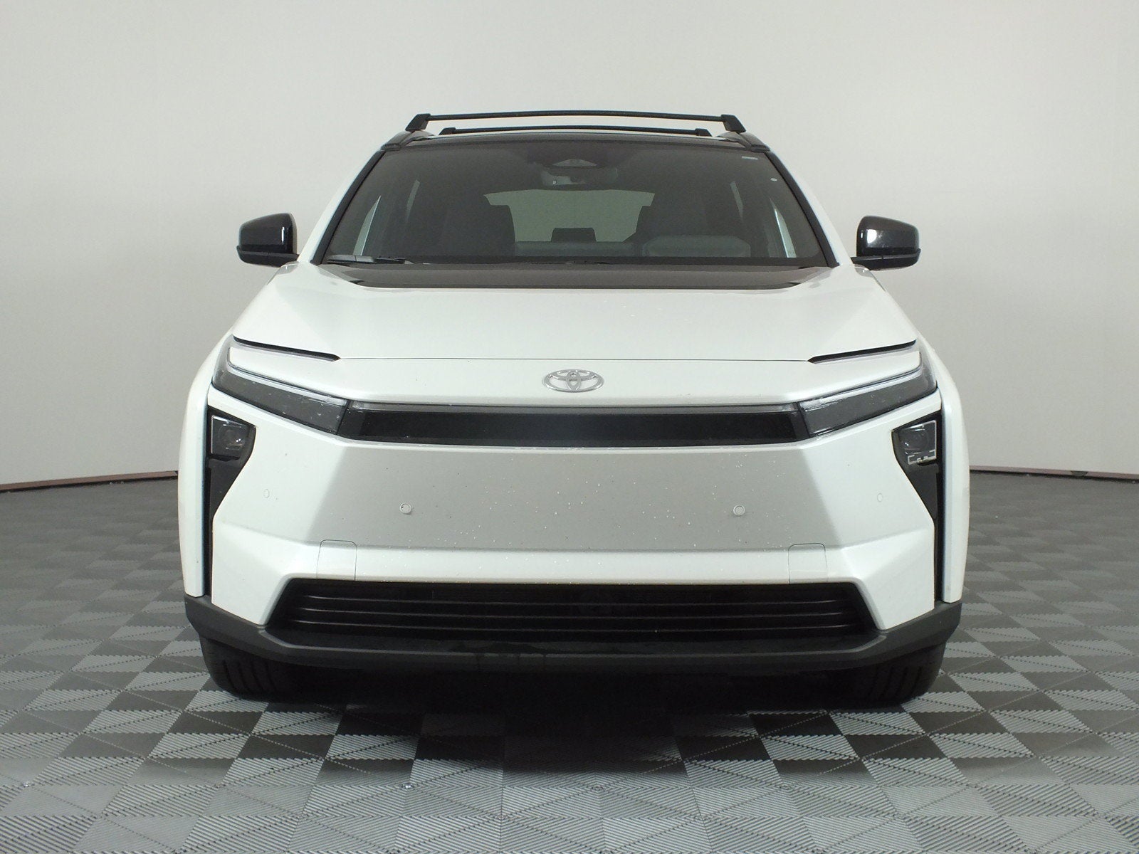 2026 Toyota bZ XLE AWD *1-OWNER! UNDER 7K MILES!*
