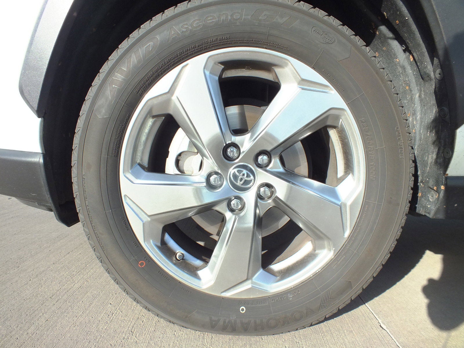 2019 Toyota RAV4 Hybrid Limited AWD *CLEAN CARFAX*