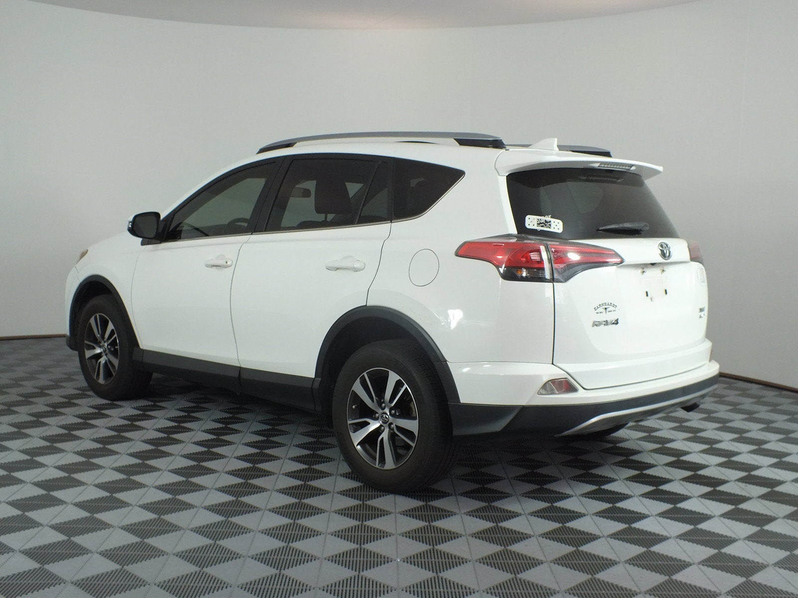 2018 Toyota RAV4 XLE AWD *RELIABLE DAILY DRIVER*