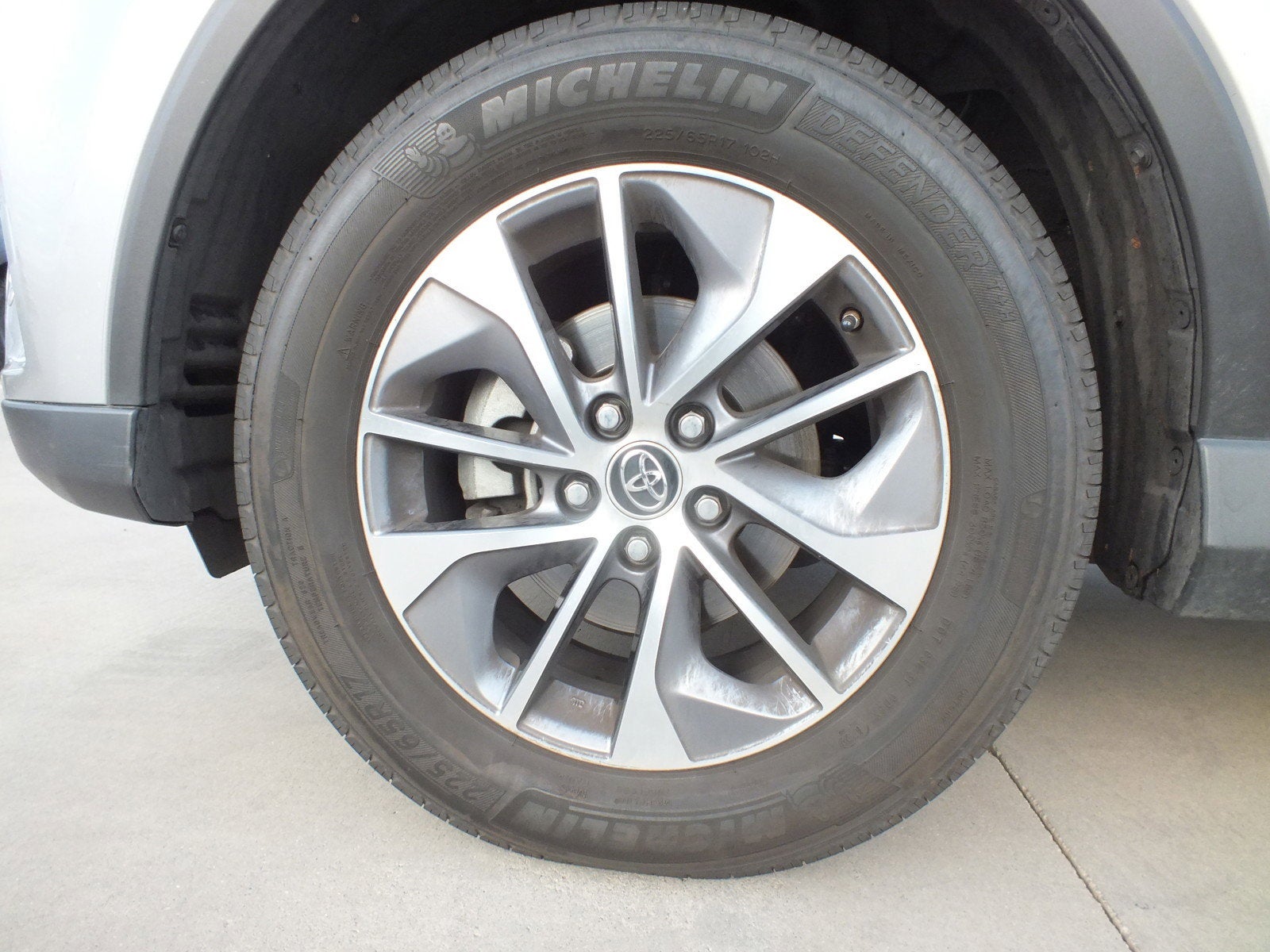 2017 Toyota RAV4 XLE Hybrid AWD *1-OWNER*