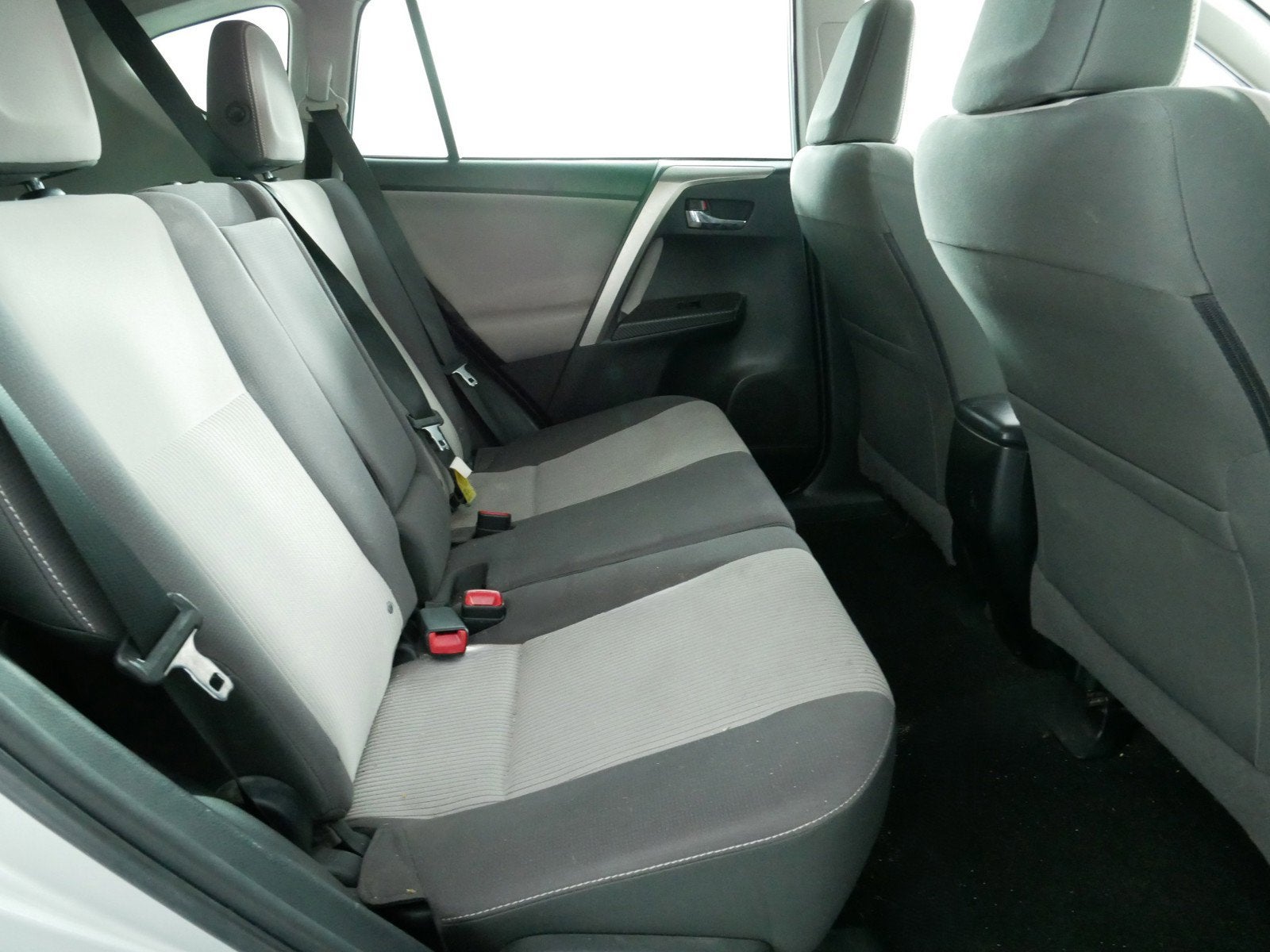 2014 Toyota RAV4 XLE *CLEAN CARFAX*