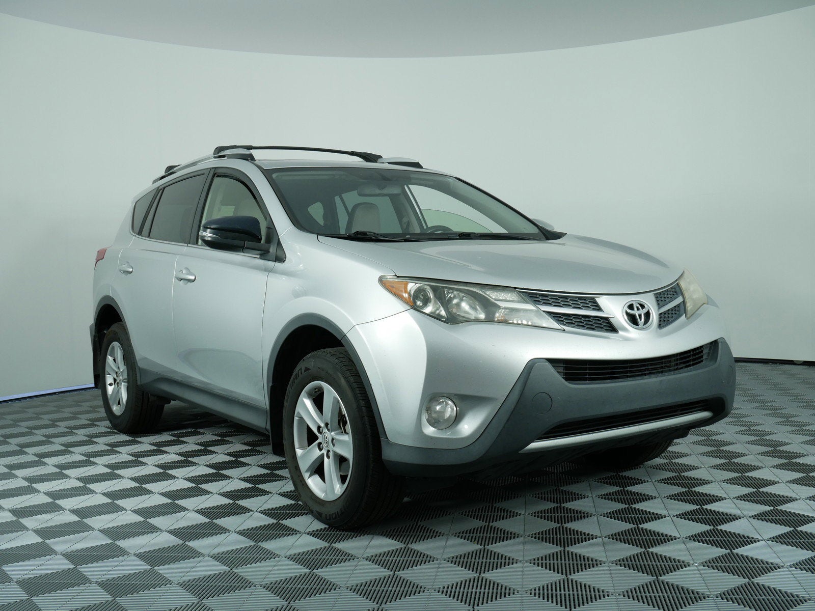 2014 Toyota RAV4 XLE *CLEAN CARFAX*