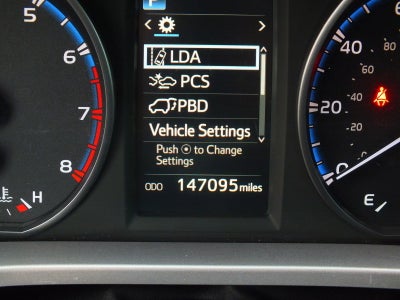 2017 Toyota RAV4 XLE *CLEAN CARFAX*