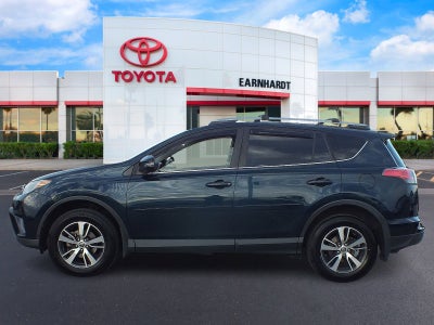 2017 Toyota RAV4 XLE *CLEAN CARFAX*