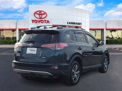 2017 Toyota RAV4 XLE *CLEAN CARFAX*