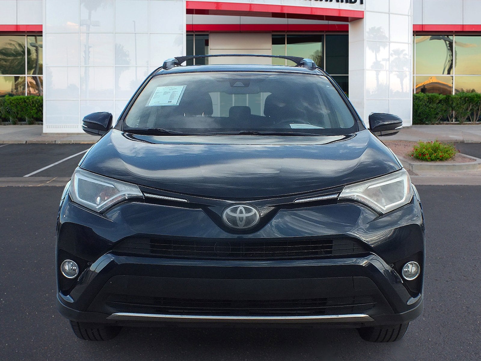 2017 Toyota RAV4 XLE *CLEAN CARFAX*