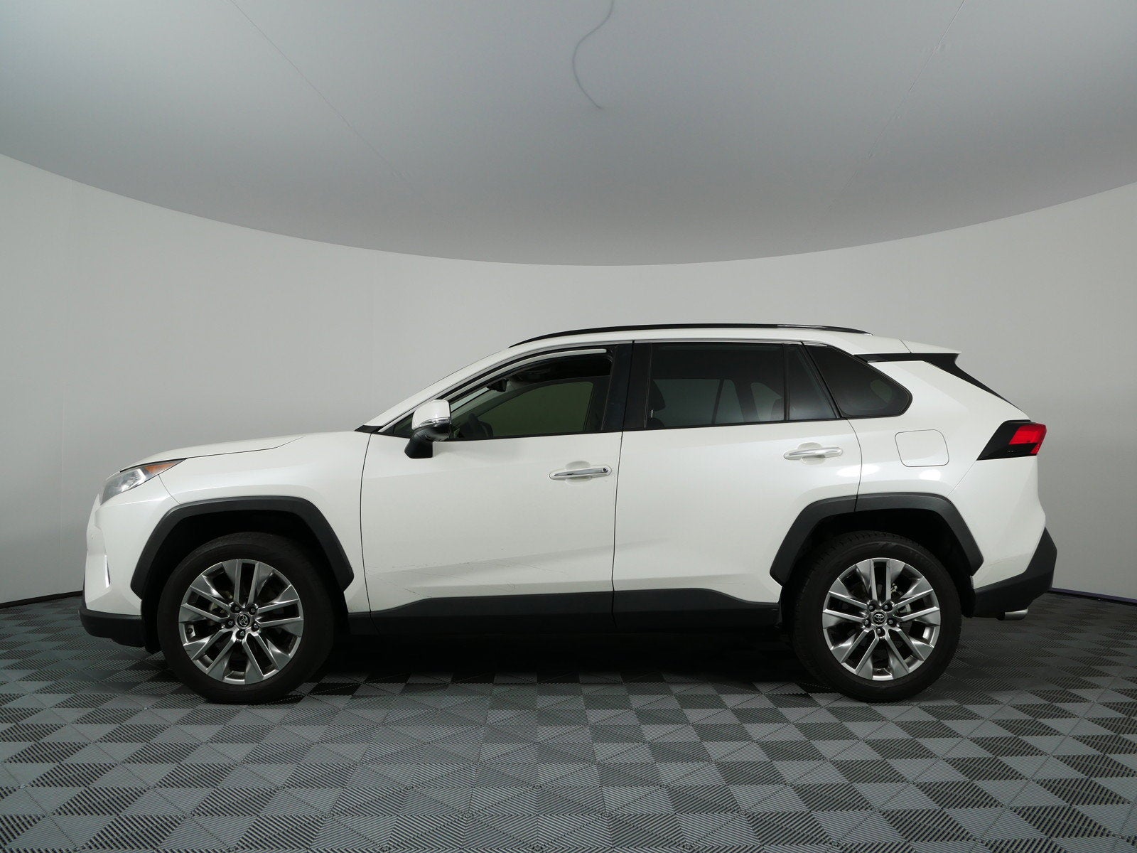 2019 Toyota RAV4 Limited *1-OWNER*
