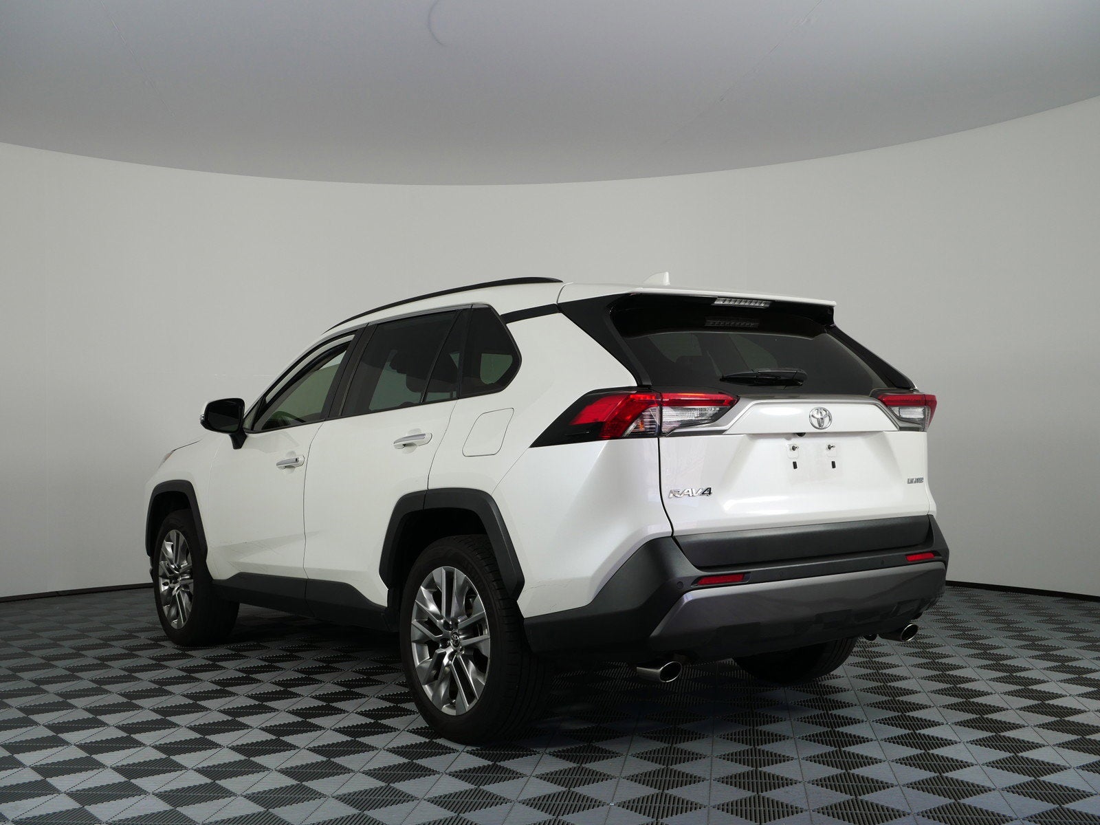 2019 Toyota RAV4 Limited *1-OWNER*
