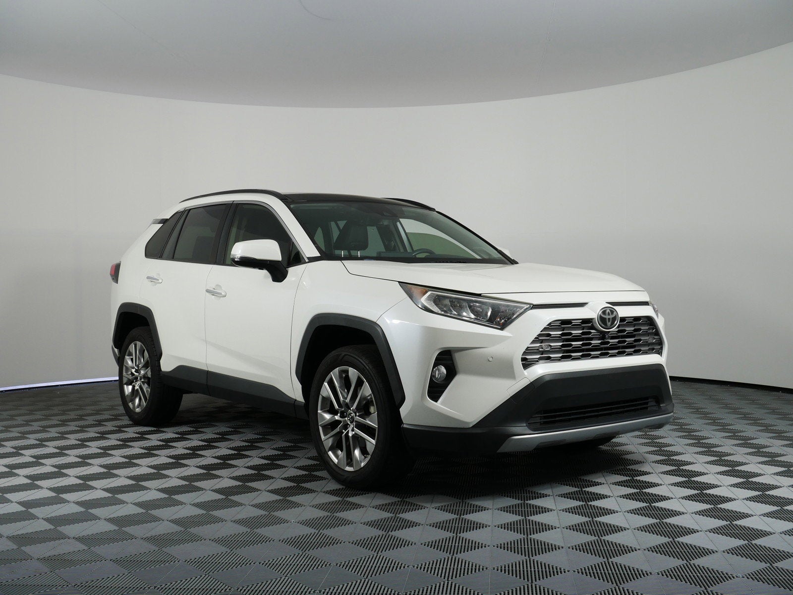 2019 Toyota RAV4 Limited *1-OWNER*