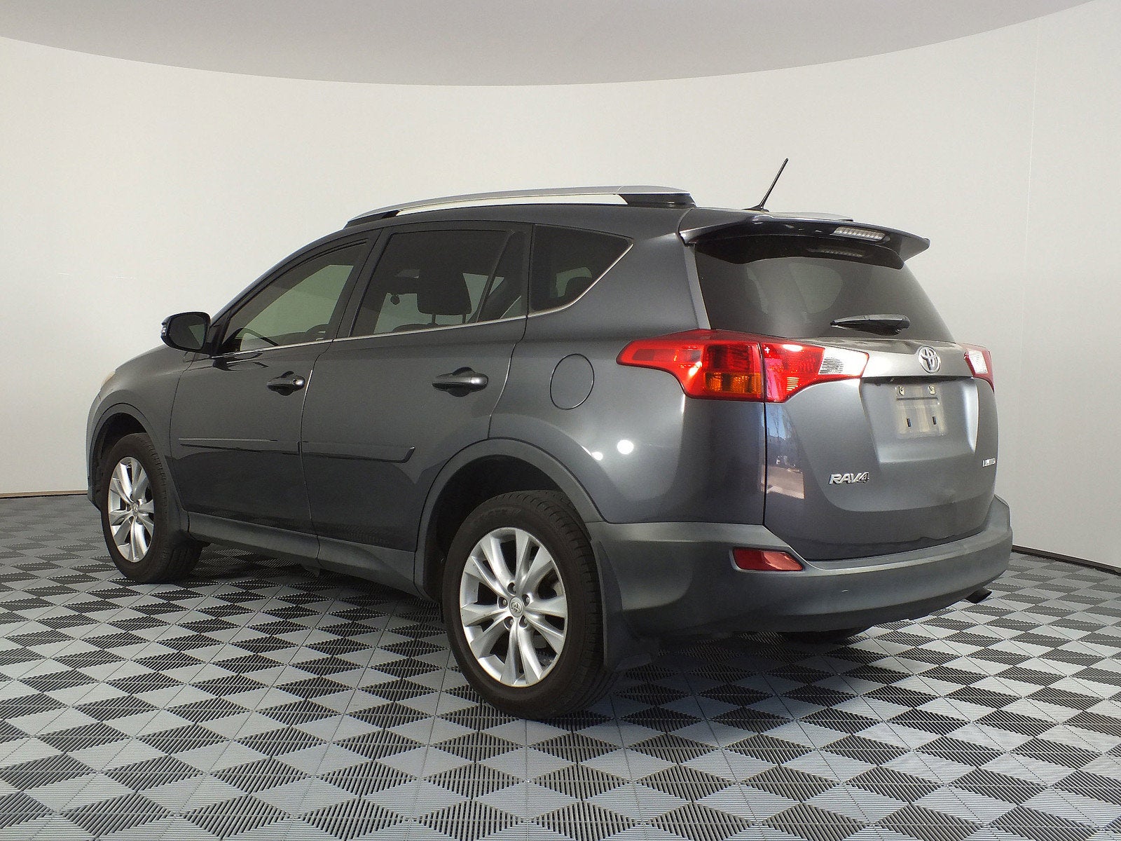 2015 Toyota RAV4 Limited *WELL MAINTAINED*