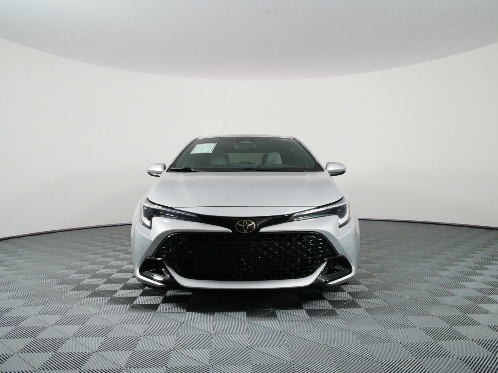 2024 Toyota Corolla Hatchback SE FWD *1-OWNER, CLEAN CARFAX!*