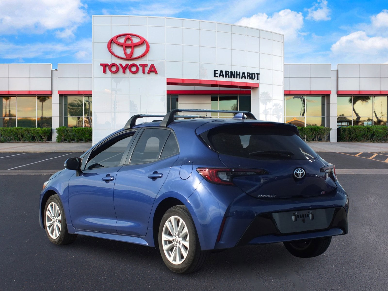 2025 Toyota Corolla Hatchback SE FWD *1 OWNER, CLEAN CARFAX!*