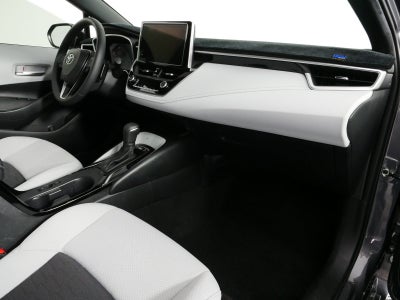 2024 Toyota Corolla Hatchback SE *1-OWNER! LOW MILES*