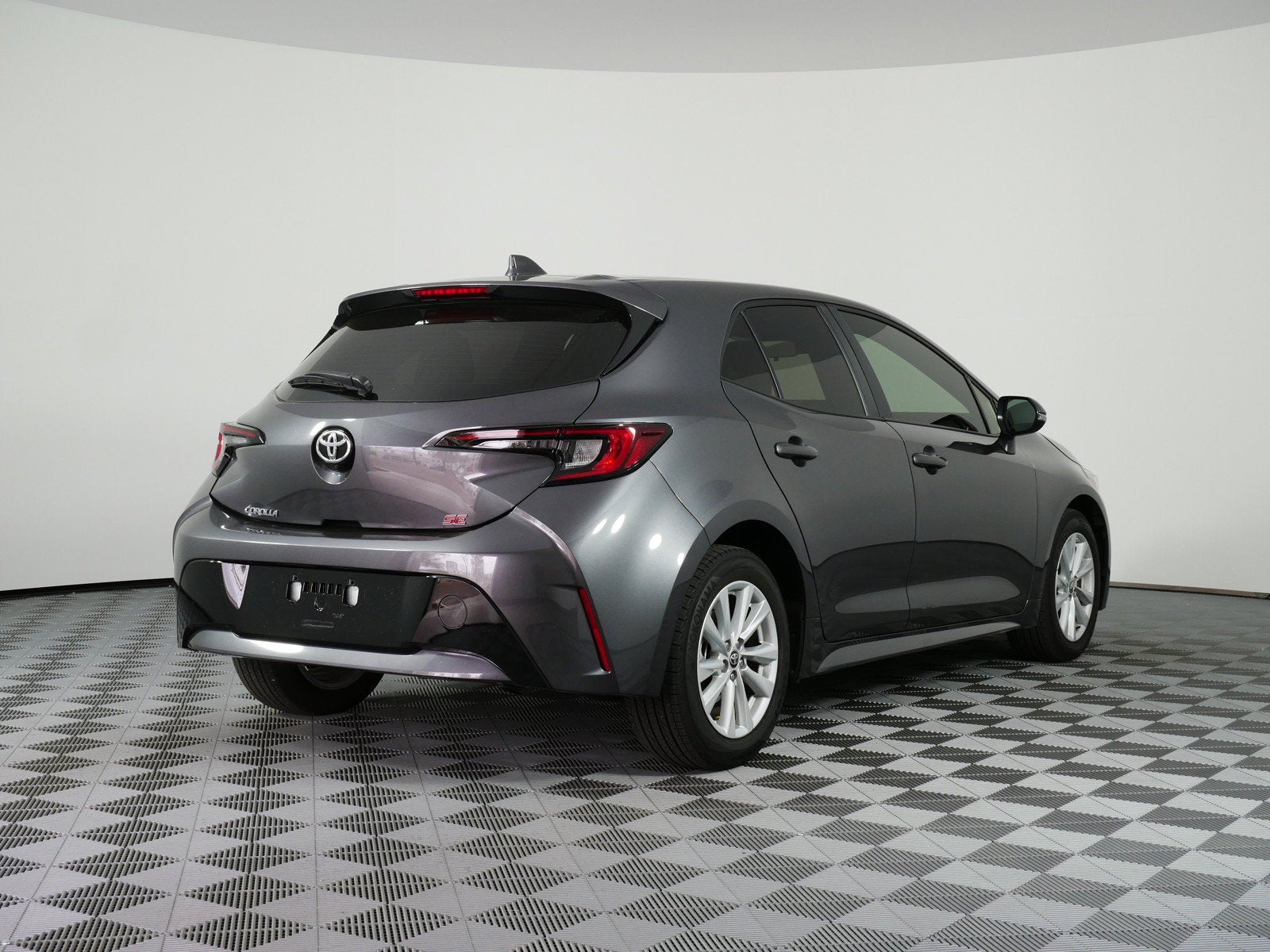 2024 Toyota Corolla Hatchback SE *1-OWNER! LOW MILES*
