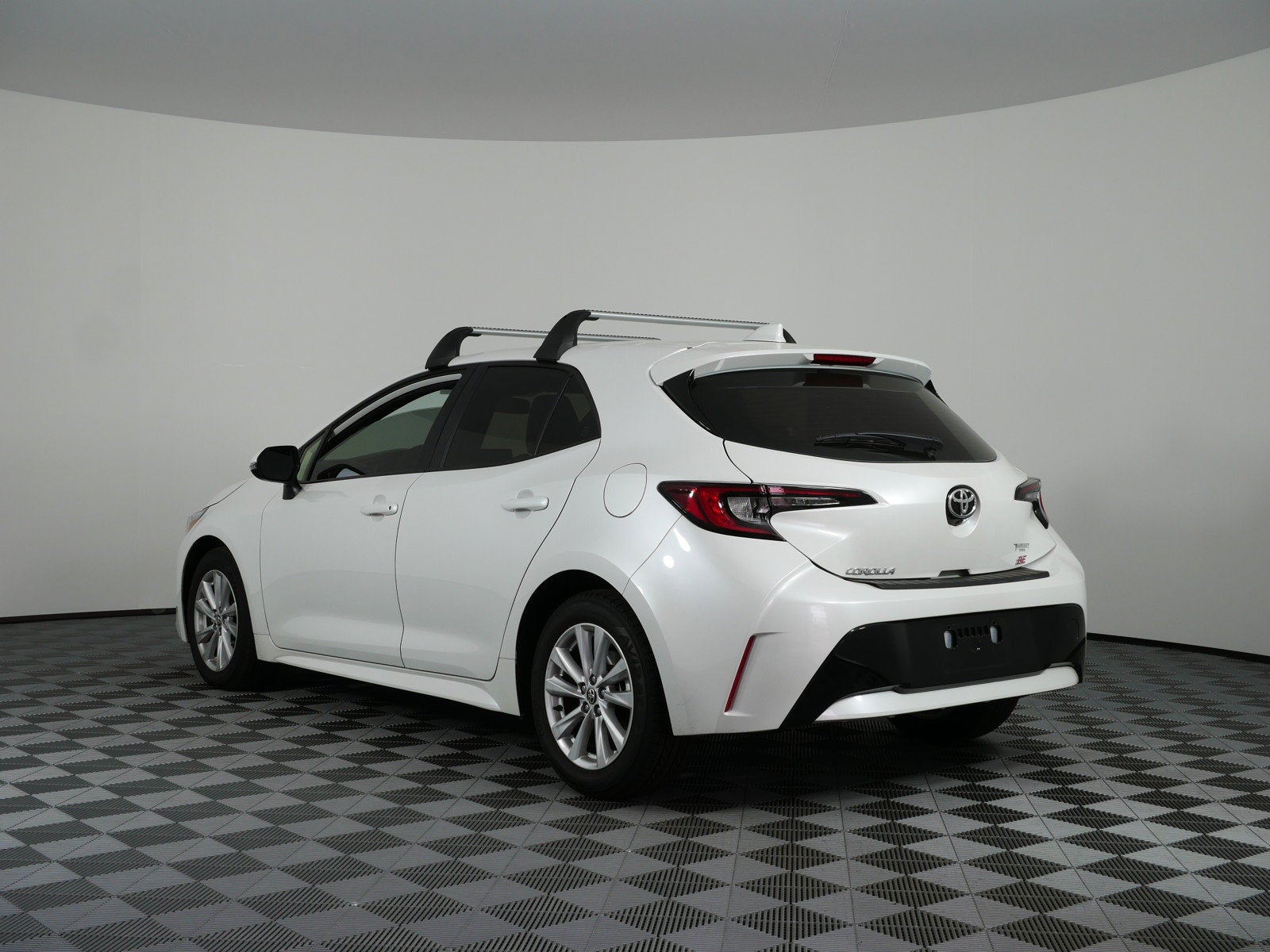 2024 Toyota Corolla Hatchback SE *1-OWNER! SUPER LOW MILES!*