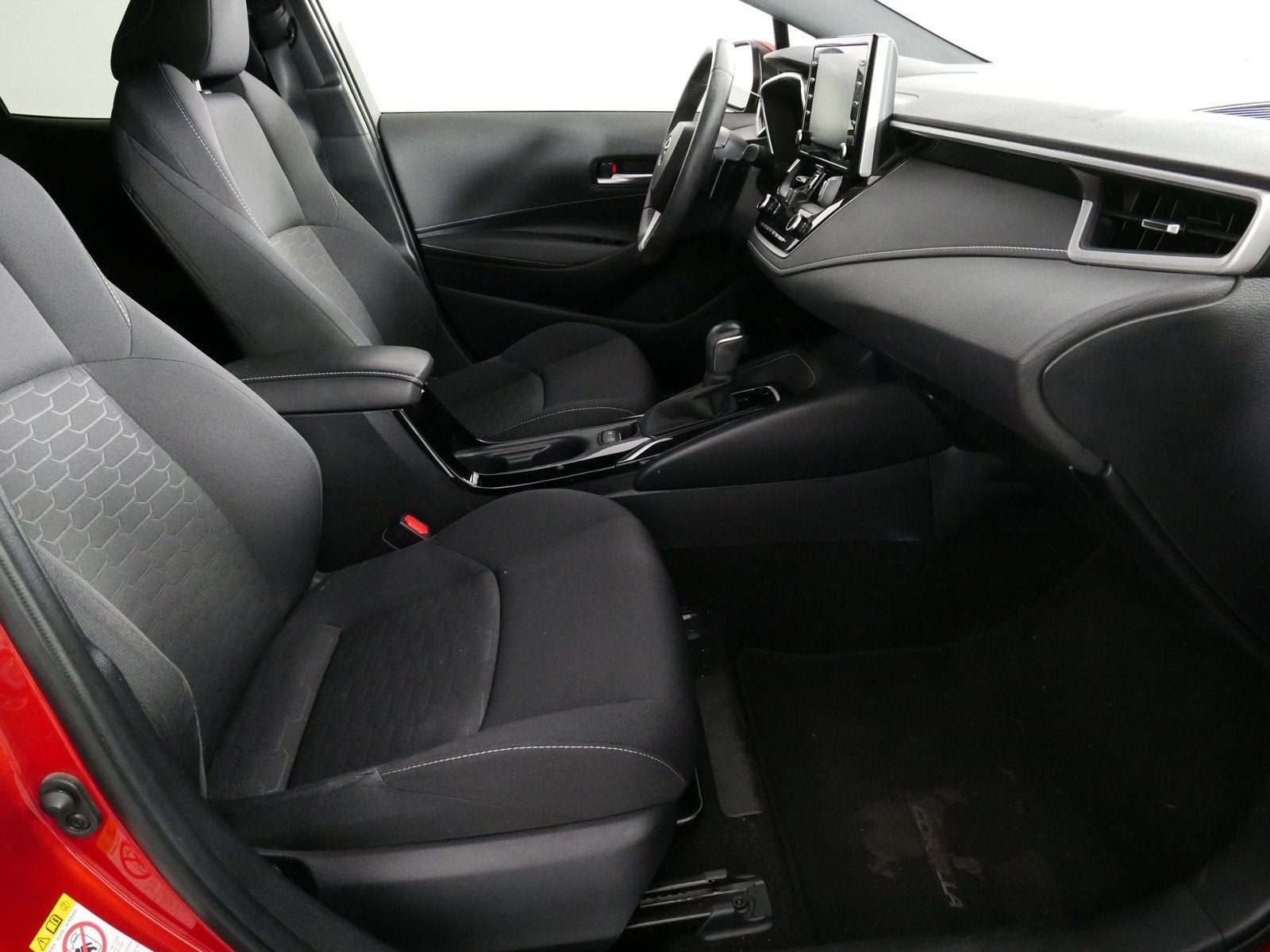 2019 Toyota Corolla Hatchback SE FWD *SPORTY!*