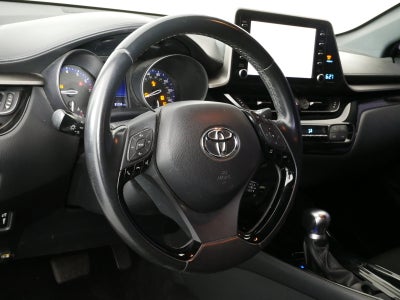 2019 Toyota C-HR XLE *RELIABLE DAILY DRIVER*