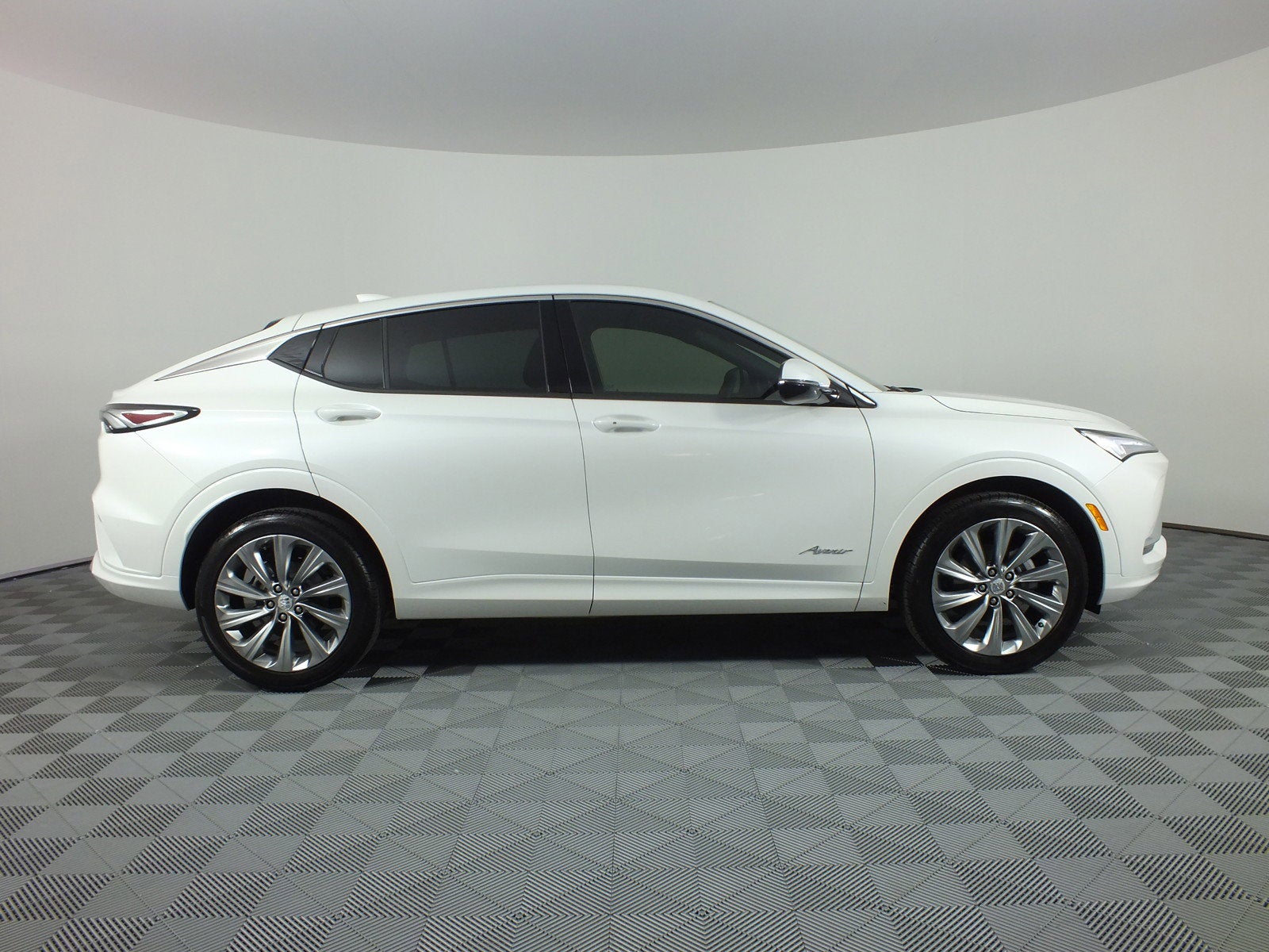 2026 Buick Envista Avenir *1-OWNER! UNDER 5K MILES*
