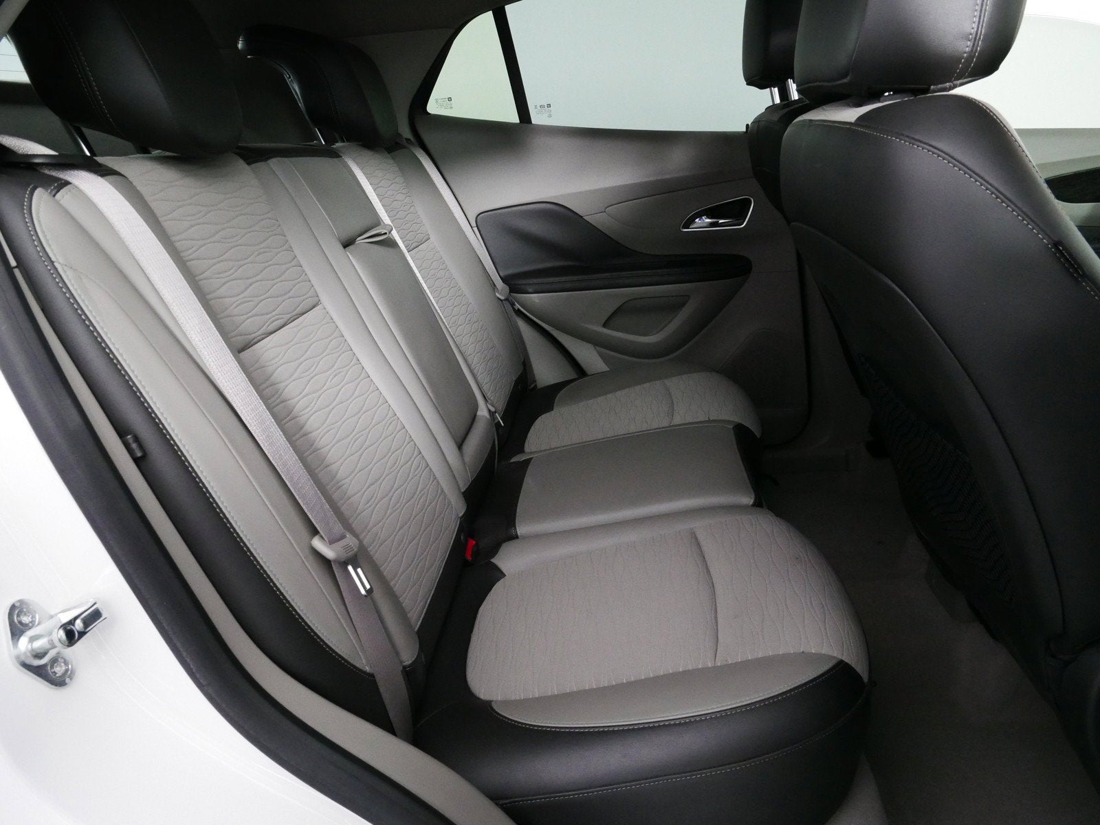 2016 Buick Encore Base *CLEAN CARFAX!*