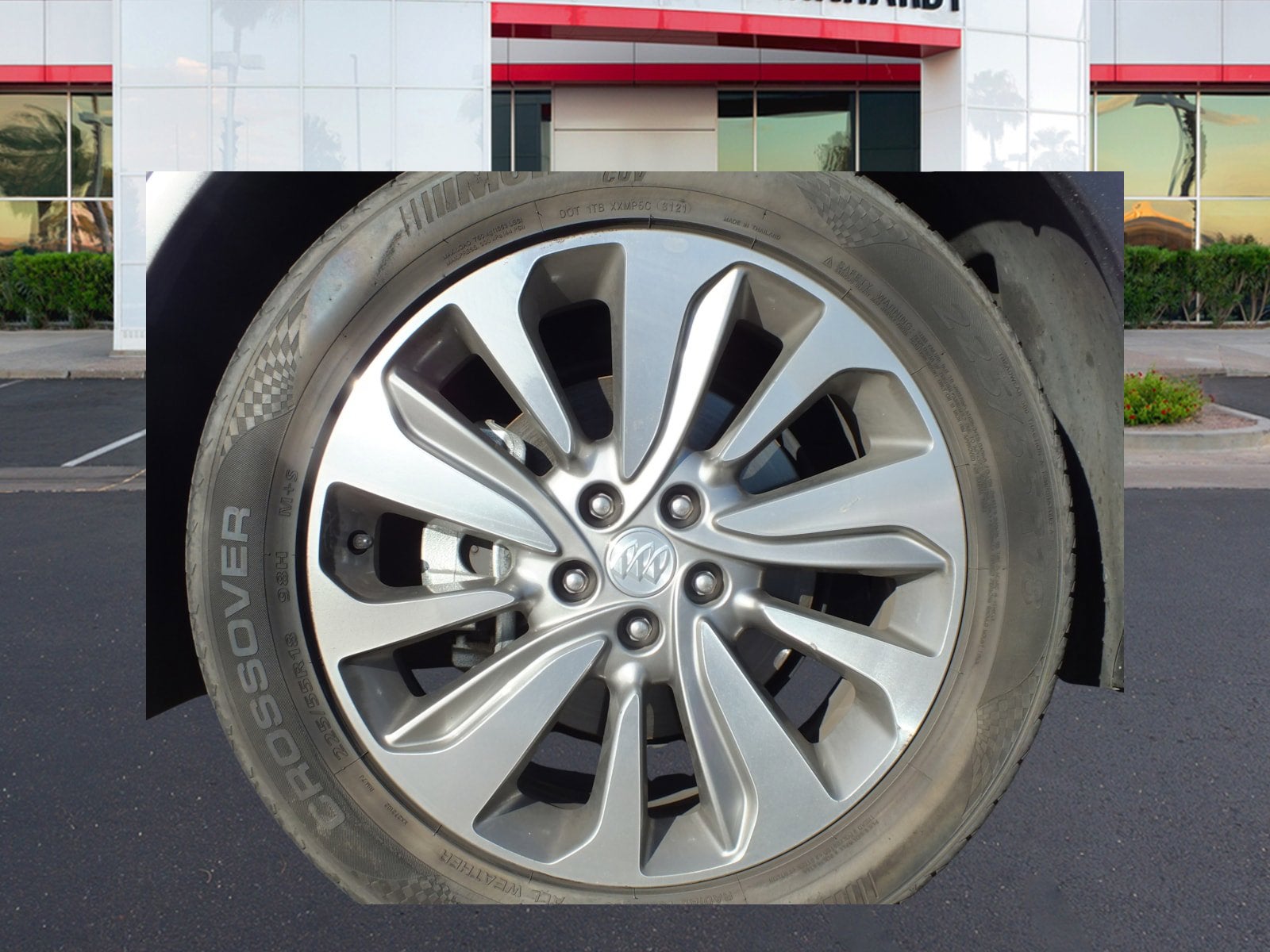 2017 Buick Encore Preferred FWD *CLEAN CARFAX!*