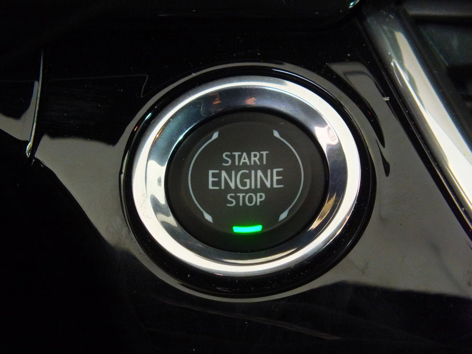 2024 Chevrolet Trax 2RS *1-OWNER! UNDER 10K MILES!*