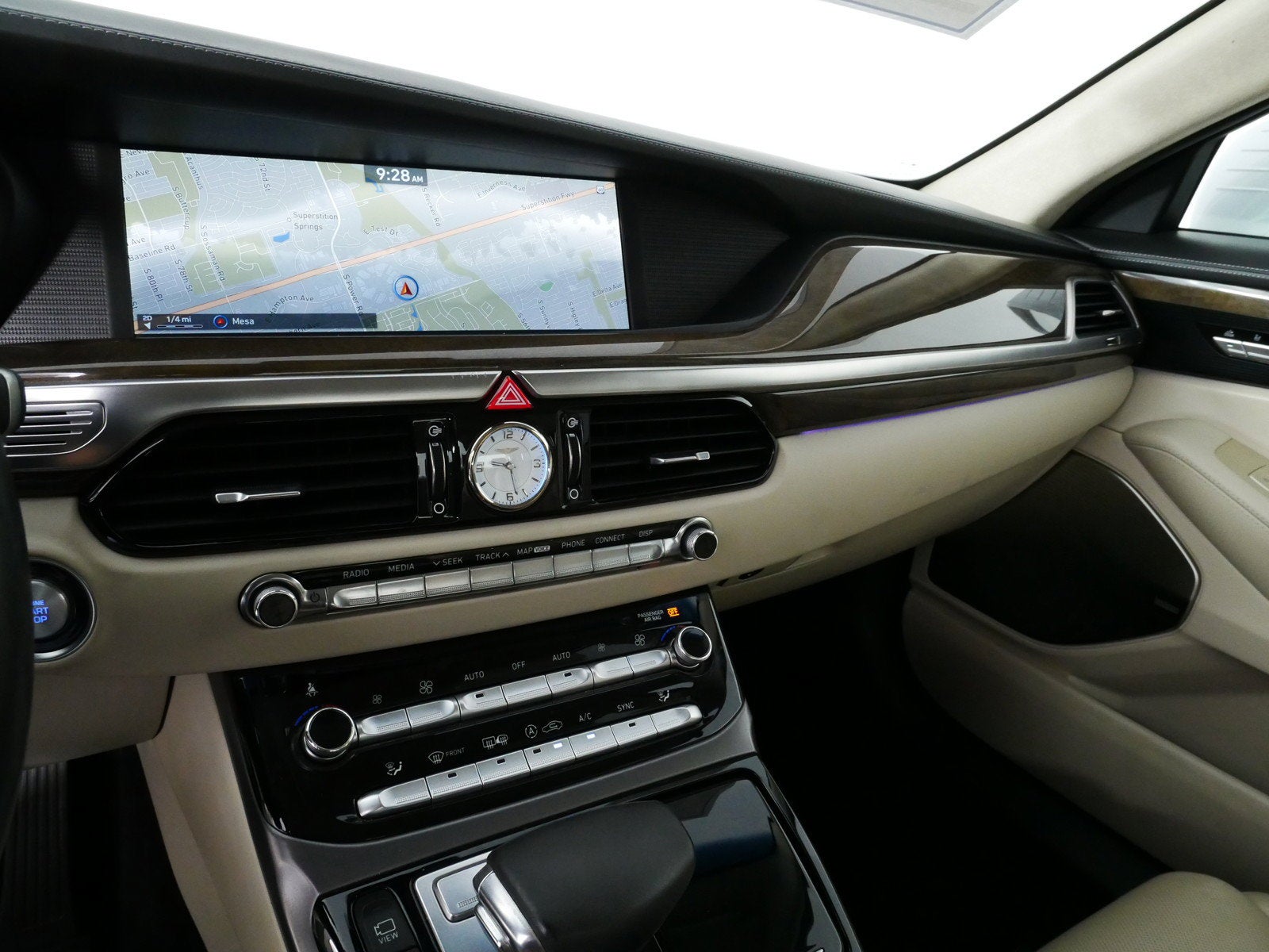 2018 Genesis G90 5.0L Ultimate *LOOKS GREAT!*