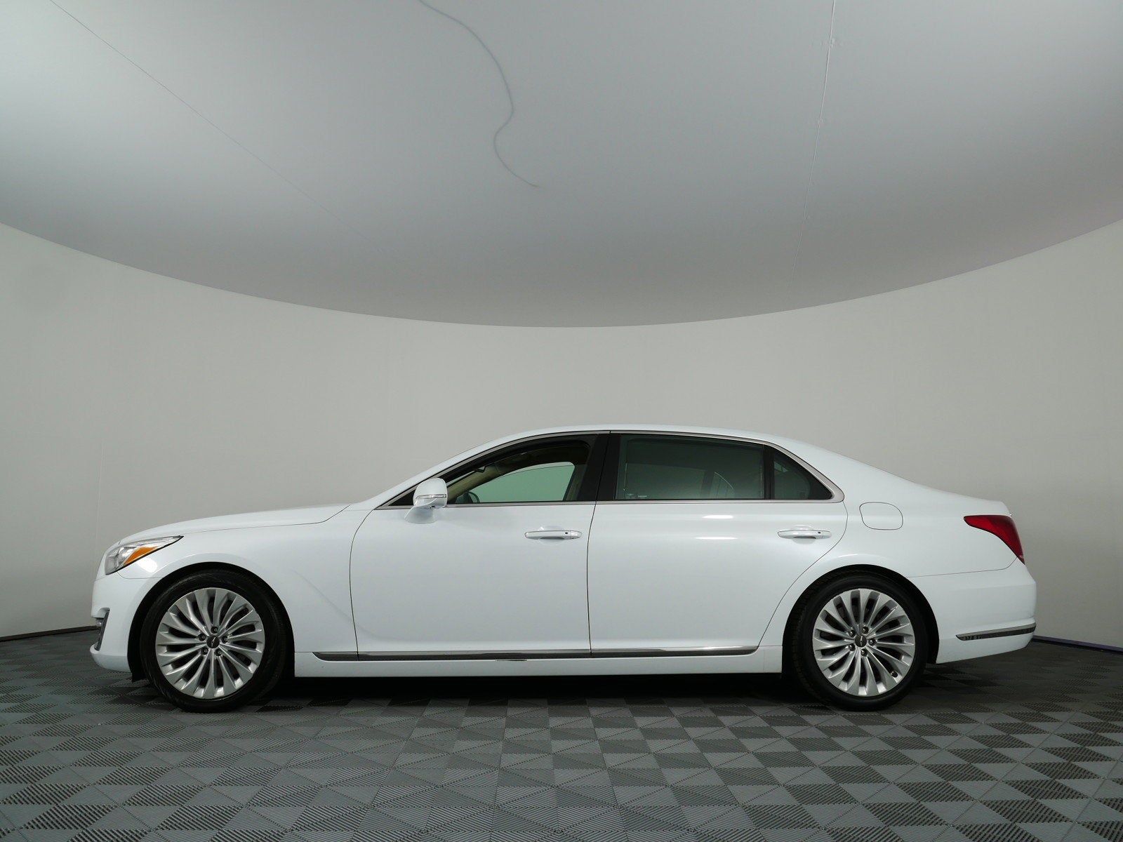 2018 Genesis G90 5.0L Ultimate *LOOKS GREAT!*