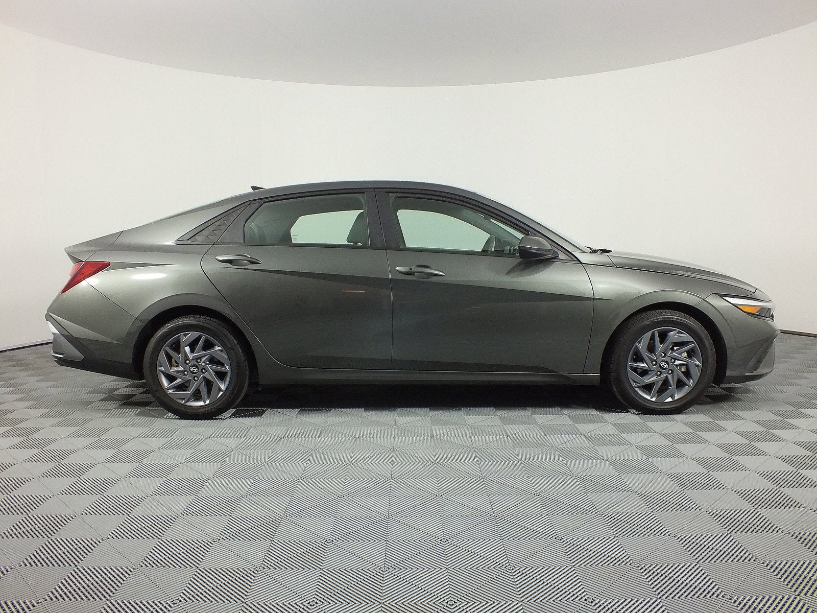 2024 Hyundai Elantra SEL FWD *CLEAN CARFAX, 1 OWNER!*