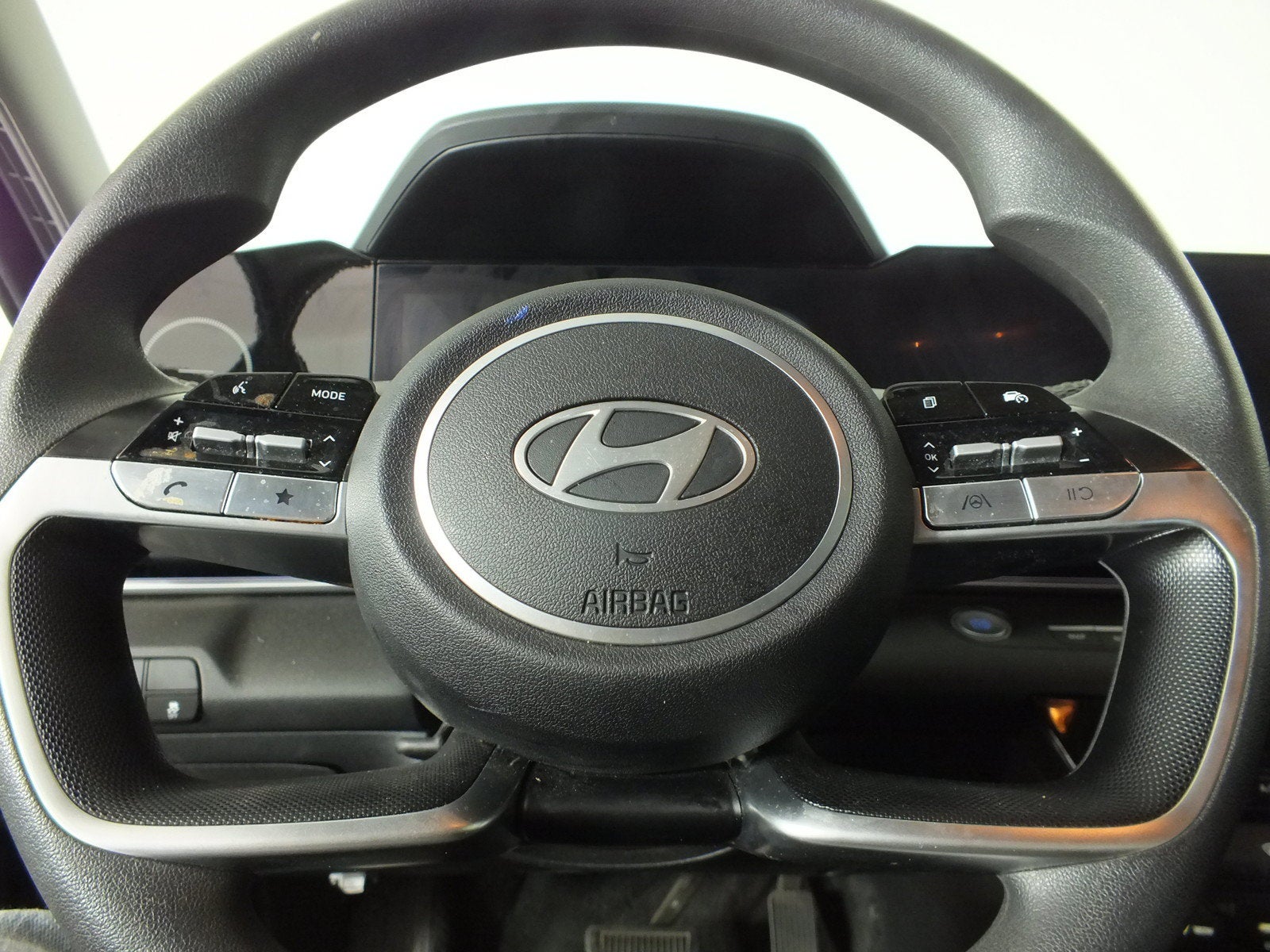 2024 Hyundai Elantra Blue Hybrid *CLEAN CARFAX*