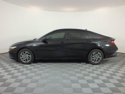 2024 Hyundai Elantra Blue Hybrid *CLEAN CARFAX*